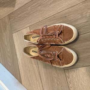 Superga 2750 Blush Pink Velvet Sneakers Size US 10